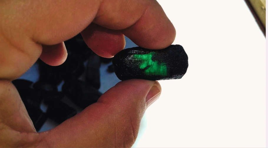 Mineral material being selected during the production stage